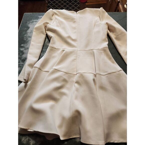 Gal Meets Glam Collection Celeste Long Sleeve Fit & Flare Dress Size 8 - Picture 4 of 5